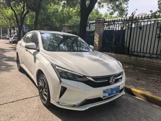 Dongfeng Aeolus Yixuan 2019 купить из Китая, цена 968 000 ₽ — Suifenhe Auto