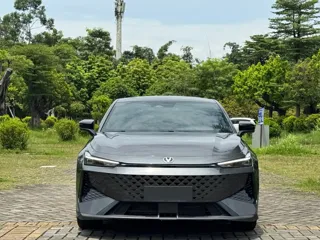 Changan UNI-V 2025 купить из Китая, цена 2 620 000 ₽ — Suifenhe Auto