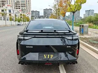 Dongfeng Aeolus Yixuan 2022 купить из Китая, цена 1 045 000 ₽ — Suifenhe Auto