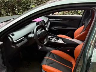 Changan UNI-V 2024 купить из Китая, цена 2 477 000 ₽ — Suifenhe Auto