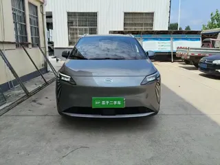Aion Y 2024 купить из Китая, цена 2 758 000 ₽ — Suifenhe Auto