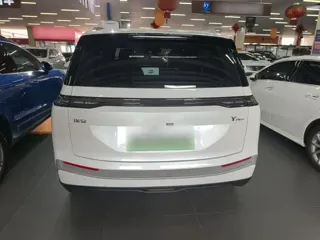 Aion Y 2025 купить из Китая, цена 1 964 000 ₽ — Suifenhe Auto