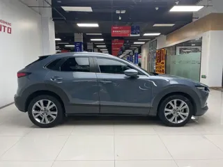 Mazda CX-30 2021 купить из Китая, цена 1 983 000 ₽ — Suifenhe Auto