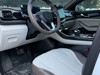 BYD Qin PLUS 2024 купить из Китая, цена 2 455 000 ₽ — Suifenhe Auto