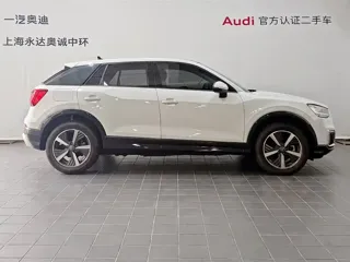 Audi Q2L e-tron 2021 купить из Китая, цена 1 657 000 ₽ — Suifenhe Auto