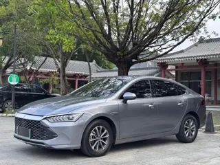 BYD Qin PLUS 2024 купить из Китая, цена 2 353 000 ₽ — Suifenhe Auto