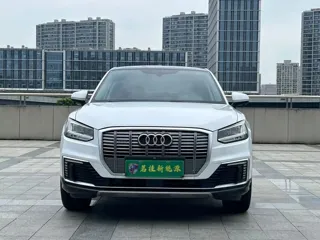 Audi Q2L e-tron 2021 купить из Китая, цена 1 476 000 ₽ — Suifenhe Auto