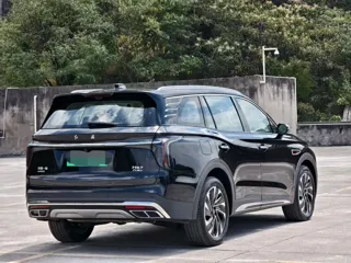Hongqi HS7 2024 купить из Китая, цена 4 555 000 ₽ — Suifenhe Auto