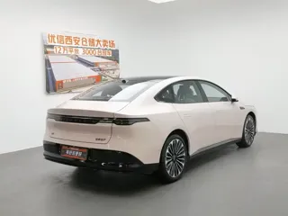 Nissan N7 2025 купить из Китая, цена 3 132 000 ₽ — Suifenhe Auto