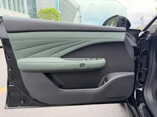 Nissan N7 2025 купить из Китая, цена 3 117 000 ₽ — Suifenhe Auto