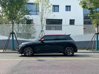 MINI JCW 2025 купить из Китая, цена 6 553 000 ₽ — Suifenhe Auto
