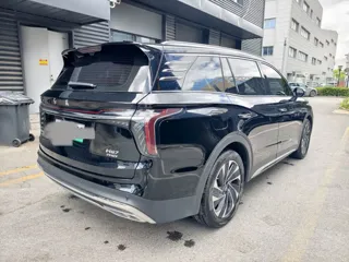 Hongqi HS7 2024 купить из Китая, цена 4 321 000 ₽ — Suifenhe Auto