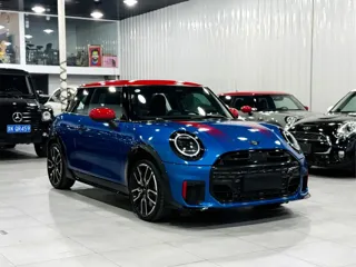 MINI JCW 2025