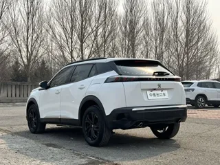 Peugeot 2008 2022 купить из Китая, цена 1 335 000 ₽ — Suifenhe Auto