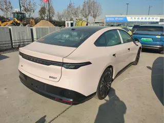 Nissan N7 2025 купить из Китая, цена 3 823 000 ₽ — Suifenhe Auto