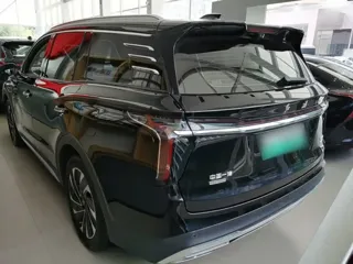Hongqi HS7 2024 купить из Китая, цена 4 560 000 ₽ — Suifenhe Auto