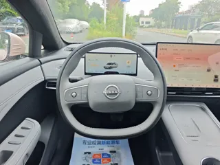 Nissan N7 2025 купить из Китая, цена 3 714 000 ₽ — Suifenhe Auto