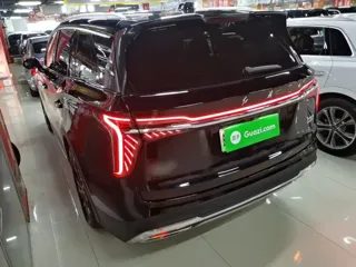 Hongqi HS7 2025 купить из Китая, цена 4 490 000 ₽ — Suifenhe Auto