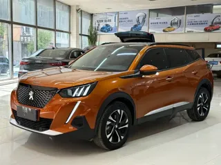 Peugeot 2008 2022 купить из Китая, цена 1 400 000 ₽ — Suifenhe Auto