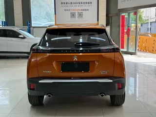 Peugeot 2008 2022 купить из Китая, цена 1 400 000 ₽ — Suifenhe Auto