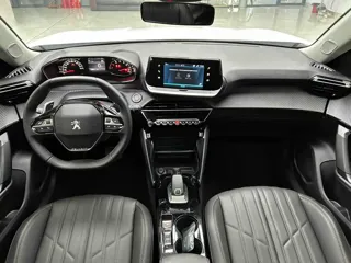 Peugeot 2008 2025 купить из Китая, цена 1 837 000 ₽ — Suifenhe Auto