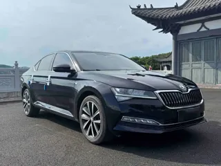 Skoda Superb 2022 купить из Китая, цена 2 464 000 ₽ — Suifenhe Auto