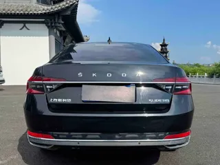 Skoda Superb 2022 купить из Китая, цена 2 464 000 ₽ — Suifenhe Auto