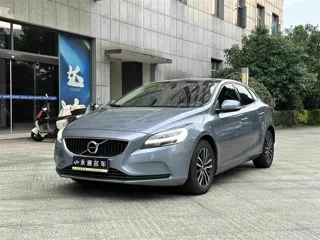 Volvo V40 2019