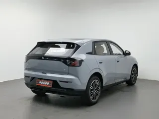 ARCFOX T1 2025 купить из Китая, цена 1 585 000 ₽ — Suifenhe Auto