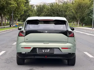 ARCFOX T1 2025 купить из Китая, цена 1 401 000 ₽ — Suifenhe Auto