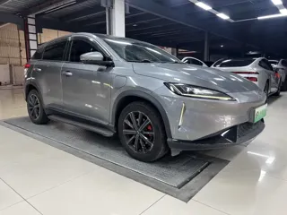 XPeng G3 2019 купить из Китая, цена 2 785 000 ₽ — Suifenhe Auto