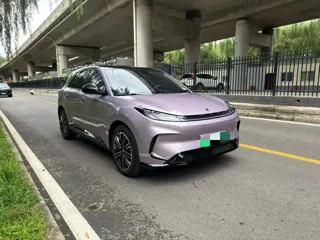ARCFOX T1 2025 купить из Китая, цена 1 710 000 ₽ — Suifenhe Auto