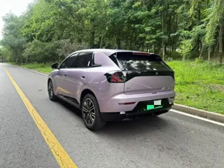 ARCFOX T1 2025 купить из Китая, цена 1 710 000 ₽ — Suifenhe Auto