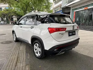 Baojun 530 2019 купить из Китая, цена 1 238 000 ₽ — Suifenhe Auto