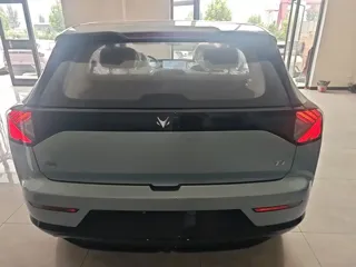 ARCFOX T1 2026 купить из Китая, цена 1 754 000 ₽ — Suifenhe Auto