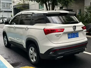 Baojun 530 2018 купить из Китая, цена 1 001 000 ₽ — Suifenhe Auto
