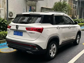 Baojun 530 2018 купить из Китая, цена 1 001 000 ₽ — Suifenhe Auto
