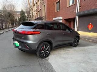 XPeng G3 2019 купить из Китая, цена 2 731 000 ₽ — Suifenhe Auto