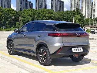 XPeng G3 2019 купить из Китая, цена 2 894 000 ₽ — Suifenhe Auto