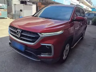 Baojun 530 2018 купить из Китая, цена 1 080 000 ₽ — Suifenhe Auto