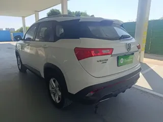 Baojun 530 2019 купить из Китая, цена 1 056 000 ₽ — Suifenhe Auto