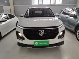 Baojun 530 2020 купить из Китая, цена 1 198 000 ₽ — Suifenhe Auto