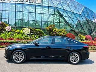 Bestune B70 2024 купить из Китая, цена 2 397 000 ₽ — Suifenhe Auto