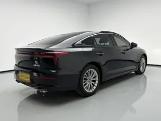 Bestune B70 2024 купить из Китая, цена 2 568 000 ₽ — Suifenhe Auto