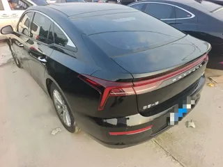 Bestune B70 2023 купить из Китая, цена 2 179 000 ₽ — Suifenhe Auto