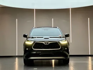 Toyota Highlander 2024 купить из Китая, цена 5 051 000 ₽ — Suifenhe Auto