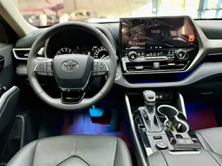 Toyota Highlander 2024 купить из Китая, цена 5 051 000 ₽ — Suifenhe Auto