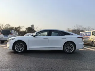 Bestune B70 2023 купить из Китая, цена 2 529 000 ₽ — Suifenhe Auto