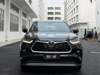 Toyota Highlander 2024 купить из Китая, цена 6 390 000 ₽ — Suifenhe Auto