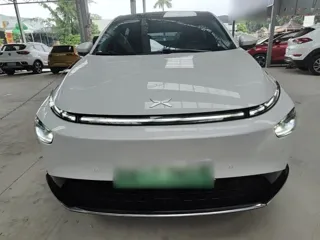 XPeng G3 2024 купить из Китая, цена 4 058 000 ₽ — Suifenhe Auto
